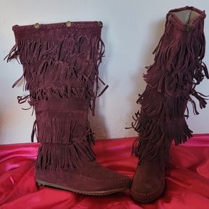 Maroon fringe boots